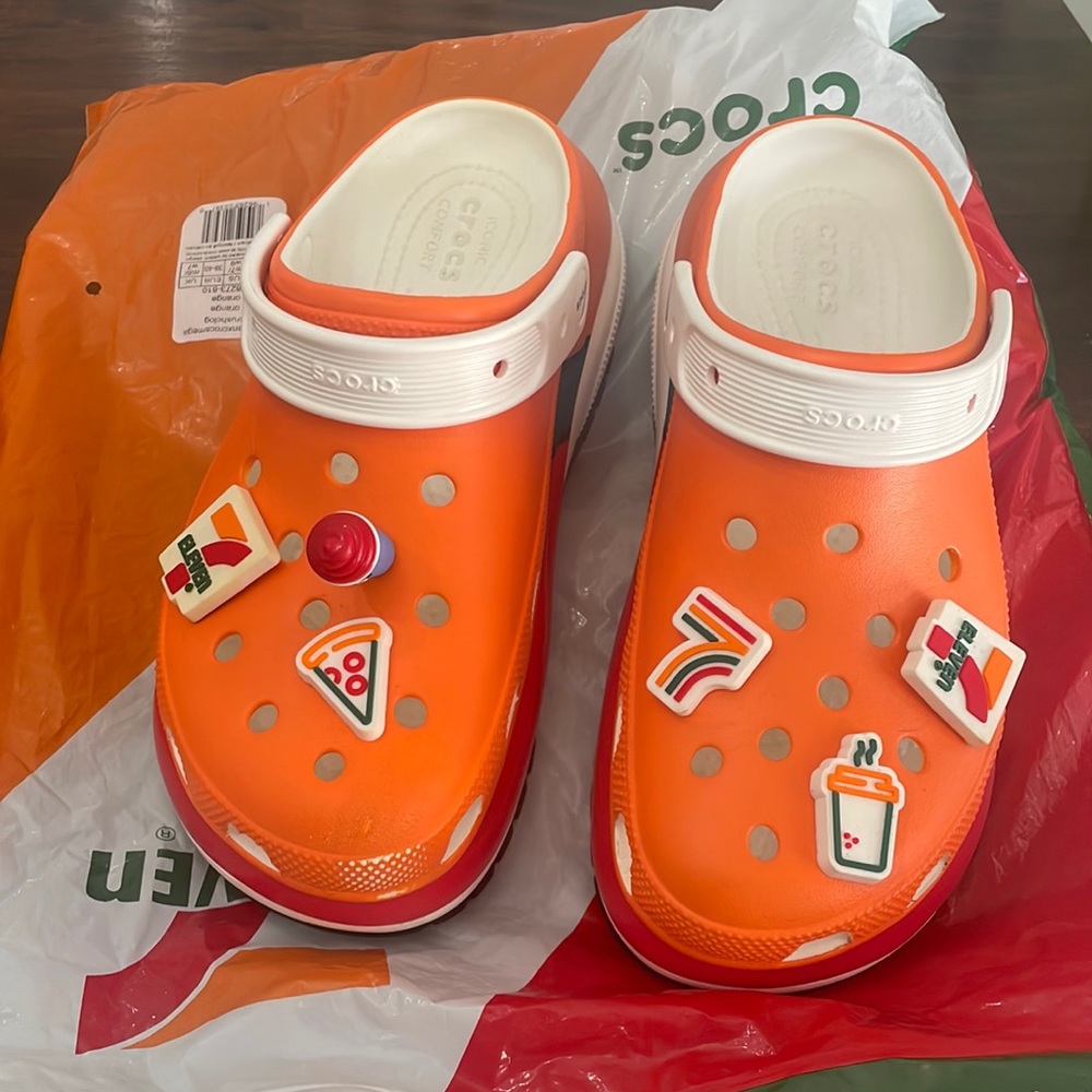 7-Eleven Orange Crocs Mega Crush Clog